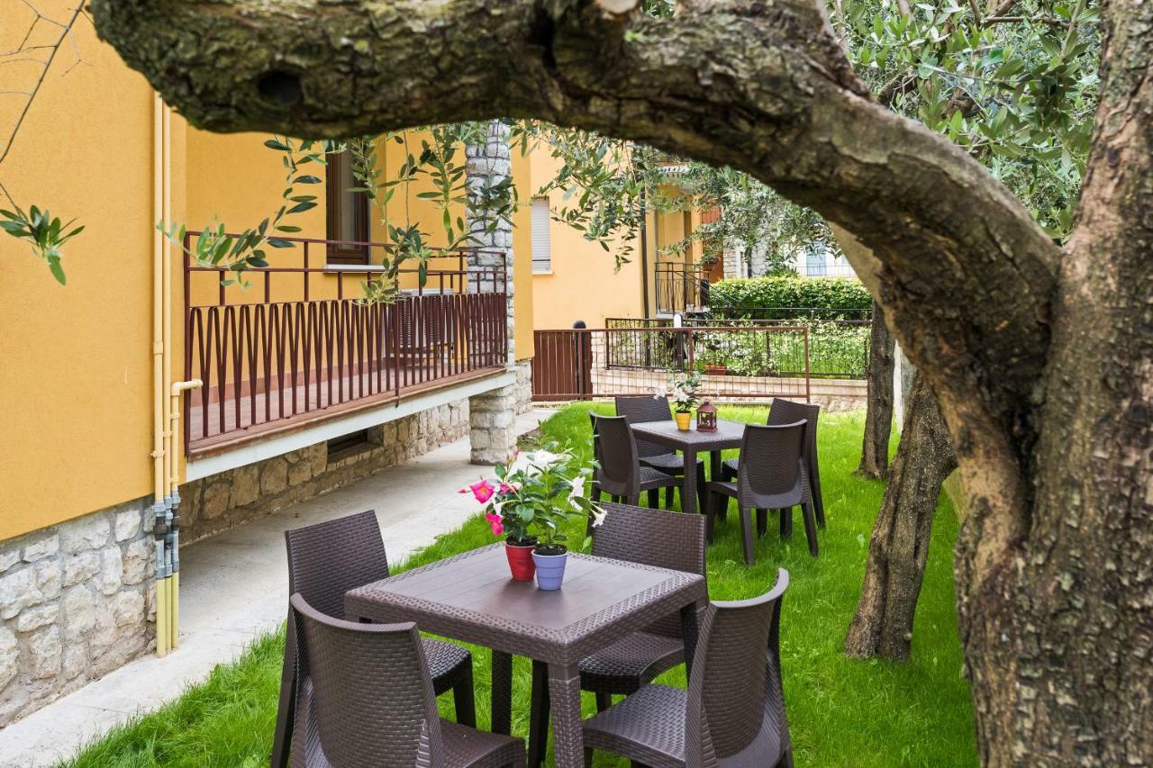 Ortaglia B2 Apartment Torri Del Benaco Exterior foto